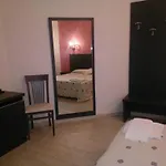 Oasis Hotel