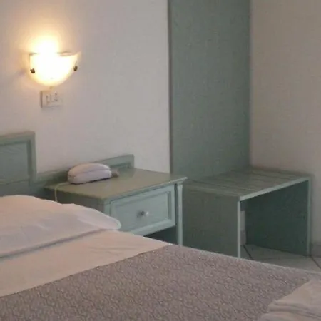 Oasis مارينا دي رافينا