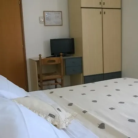 Oasis Hotel