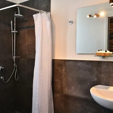 Oasis فندق مارينا دي رافينا
