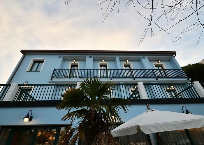 绿洲酒店 酒店 *